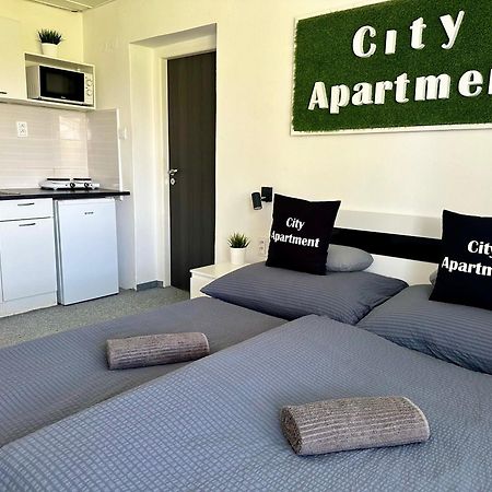 City Apartment Štúrovo 外观 照片