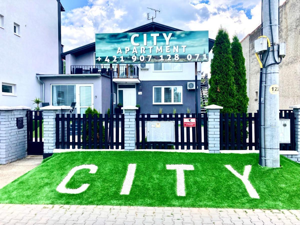 City Apartment Štúrovo 外观 照片