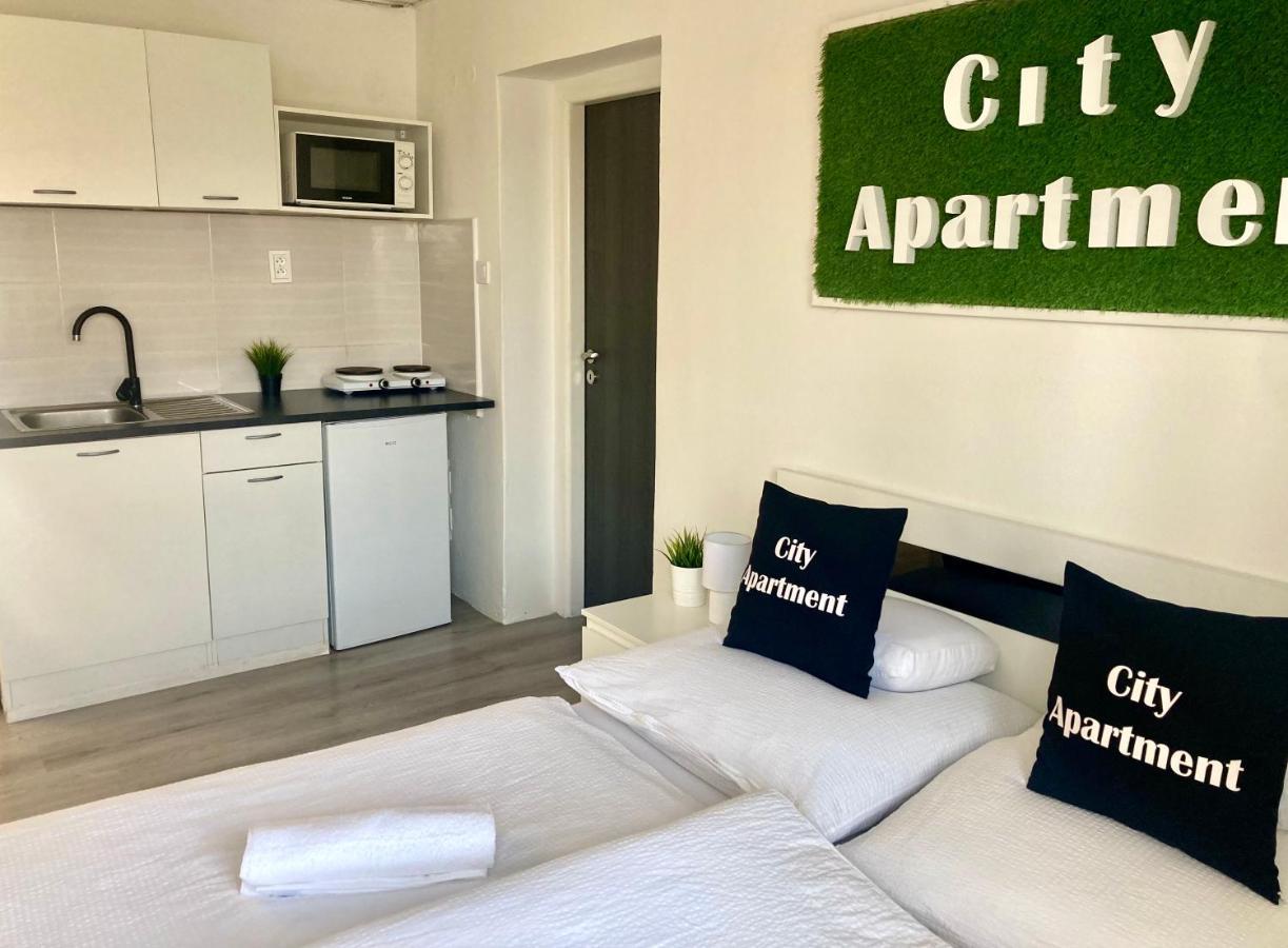 City Apartment Štúrovo 外观 照片