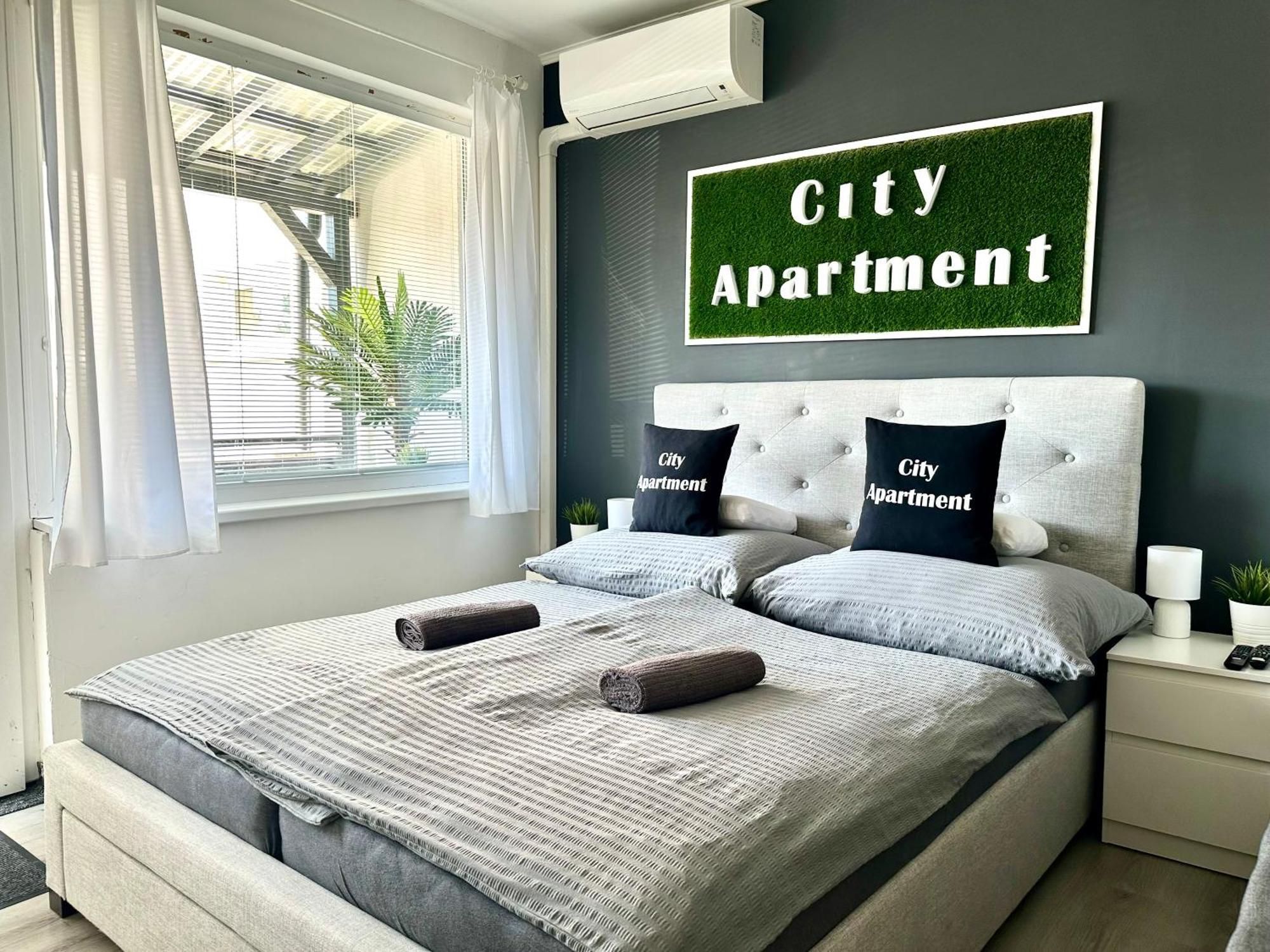 City Apartment Štúrovo 外观 照片