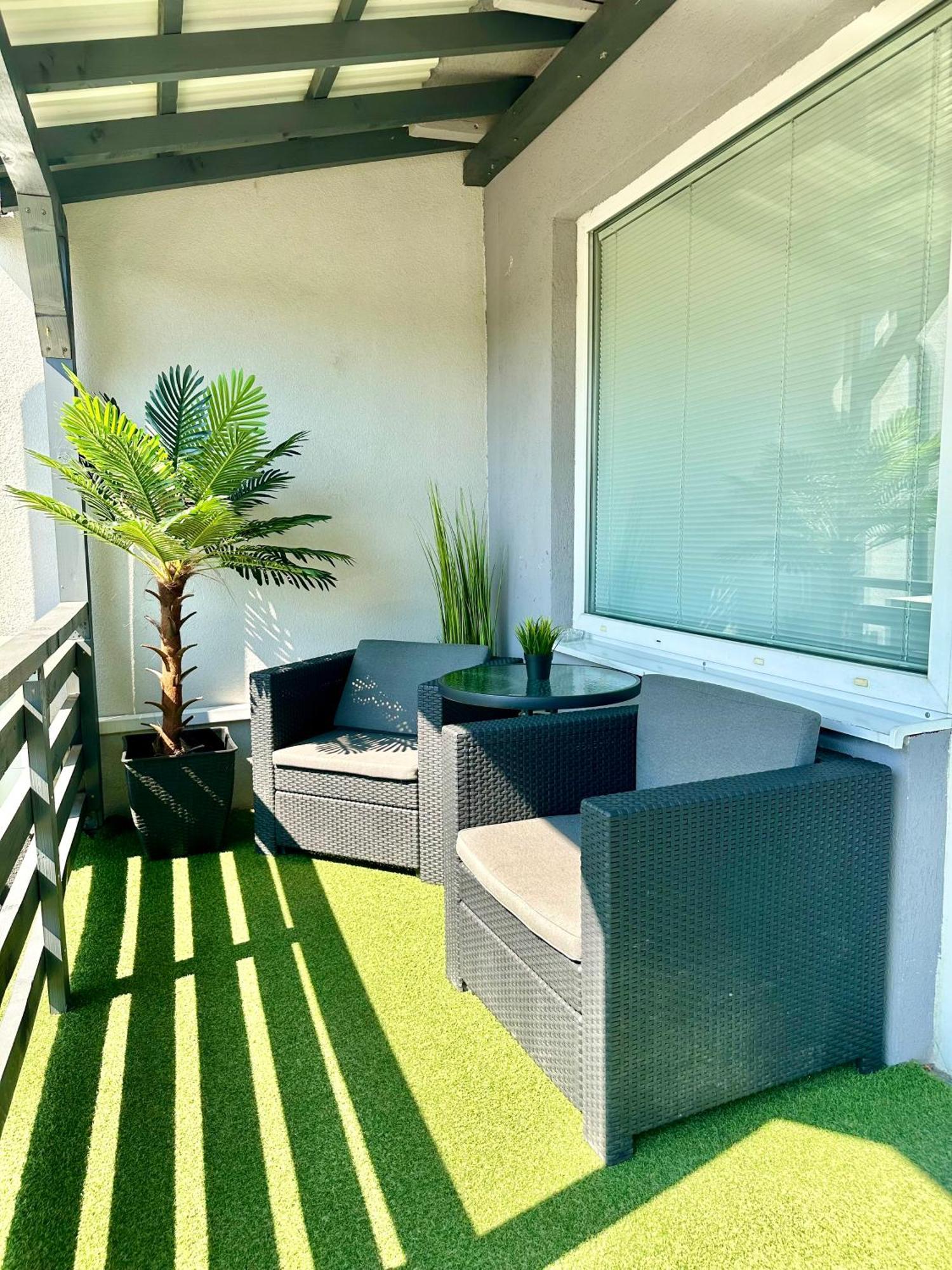 City Apartment Štúrovo 外观 照片