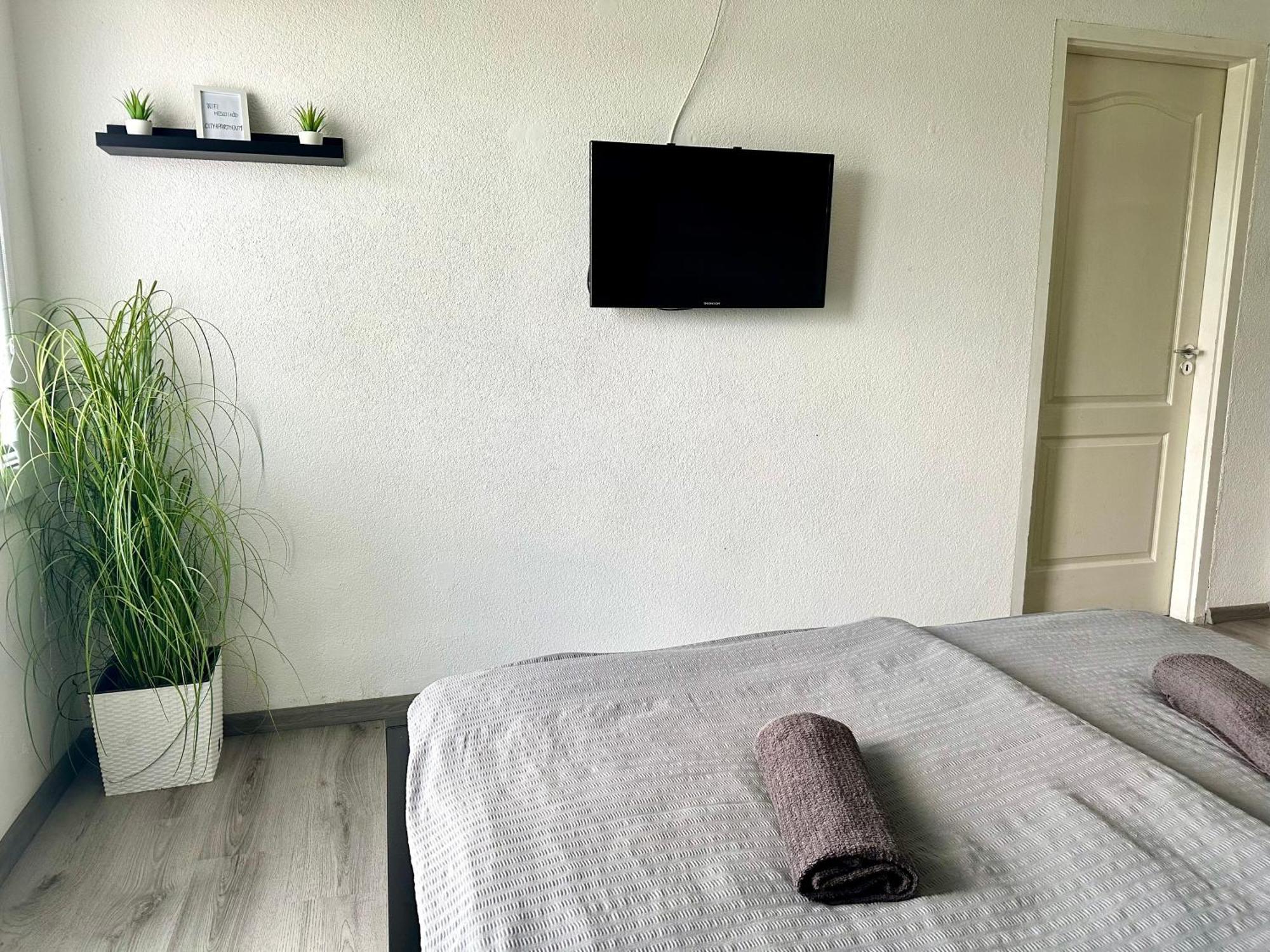 City Apartment Štúrovo 外观 照片