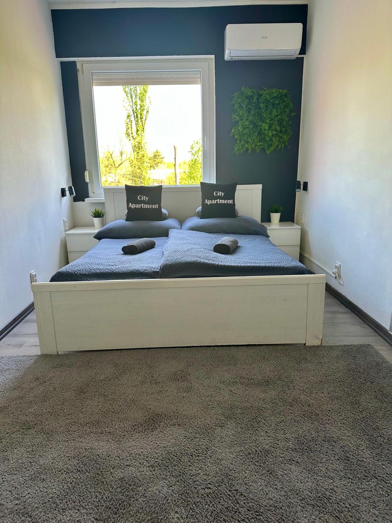 City Apartment Štúrovo 外观 照片